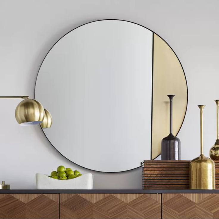Custom-colored mirror